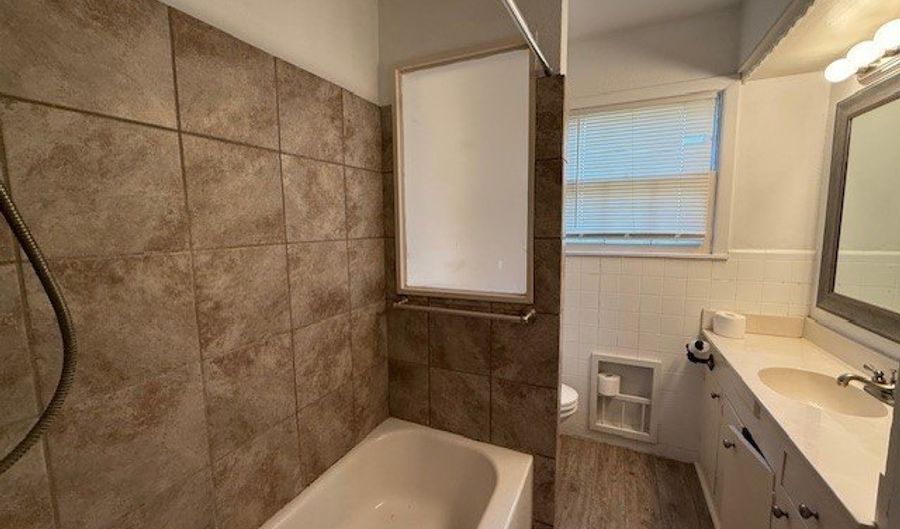 2125 S Willis St, Abilene, TX 79605 - 3 Beds, 2 Bath