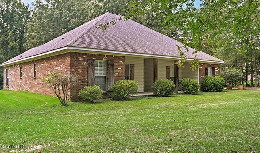 138 Cody Ln, Brandon, MS 39042 - 3 Beds, 2 Bath