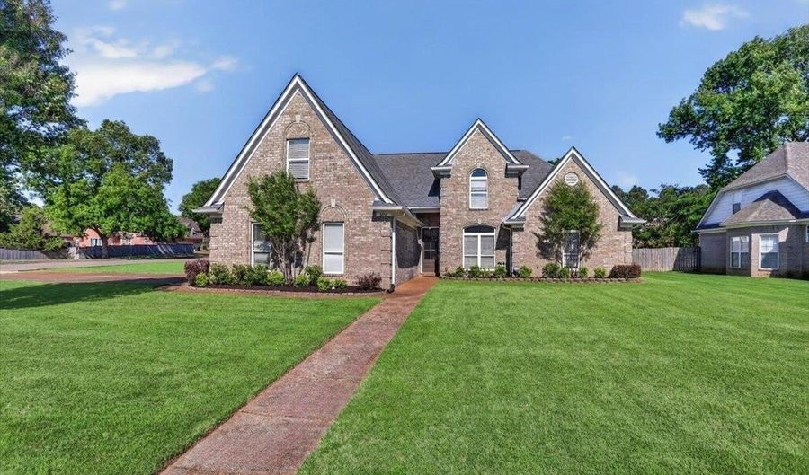 4450 GUINEVERE Ln, Bartlett, TN 38135 - 5 Beds, 3 Bath
