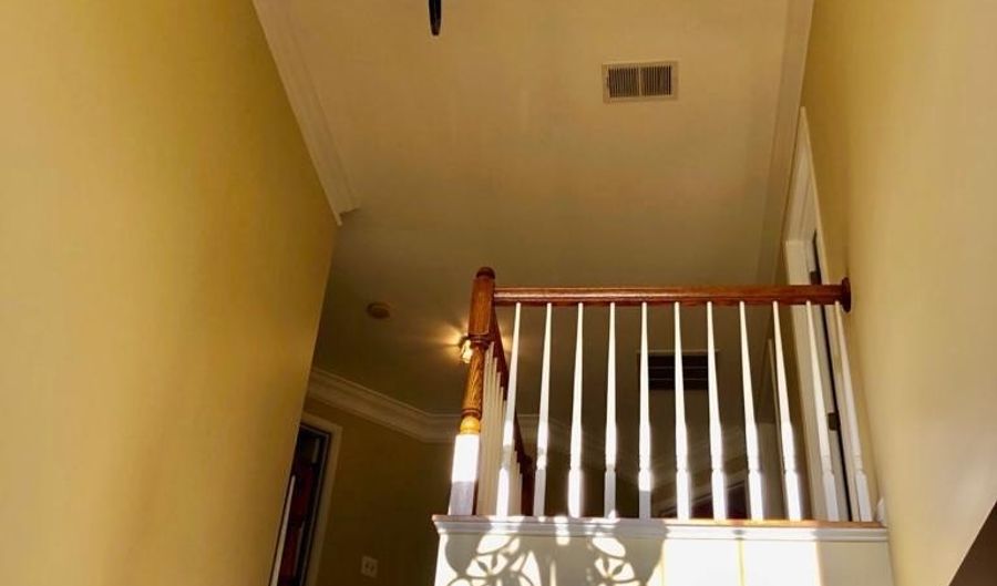 20084 BOXWOOD Pl, Ashburn, VA 20147 - 5 Beds, 5 Bath