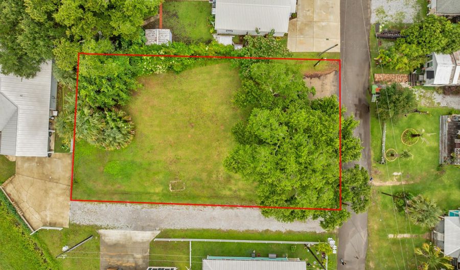 306 Union St, Bay St. Louis, MS 39520 - 0 Beds, 0 Bath