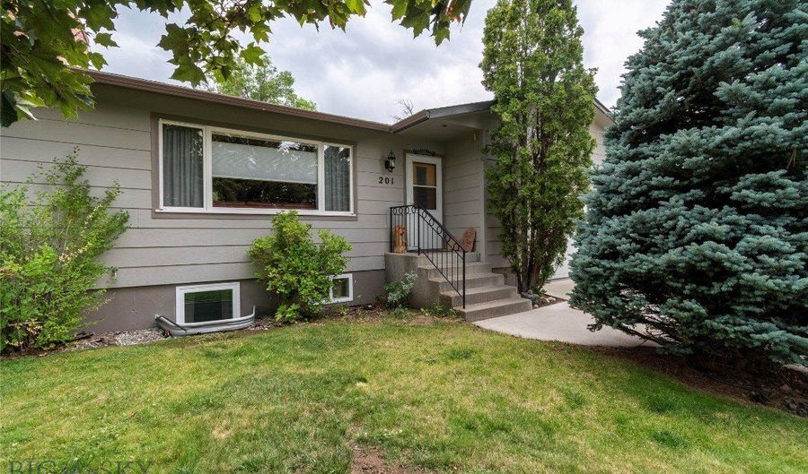 201 W 8th Ave, Big Timber, MT 59011 - 4 Beds, 2 Bath