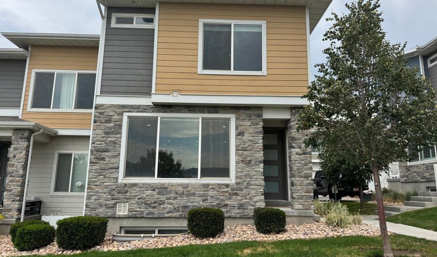 15456 S NAVY Trl W, Bluffdale, UT 84065 - 4 Beds, 3 Bath