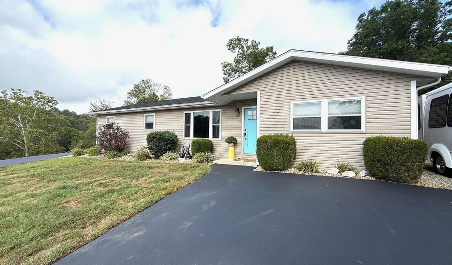 7979 ST RD 54 W, Bedford, IN 47421 - 4 Beds, 2 Bath