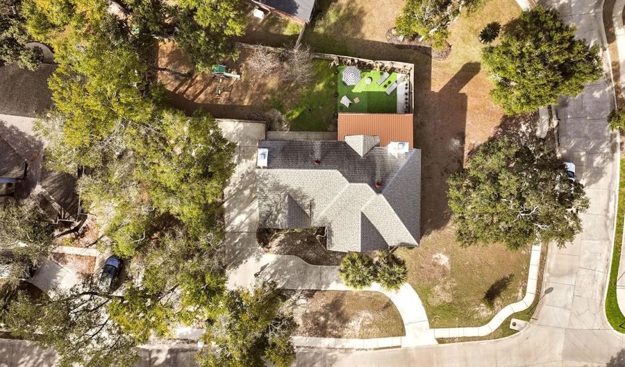 2026 Bent Oaks Blvd, Biloxi, MS 39531 - 5 Beds, 4 Bath