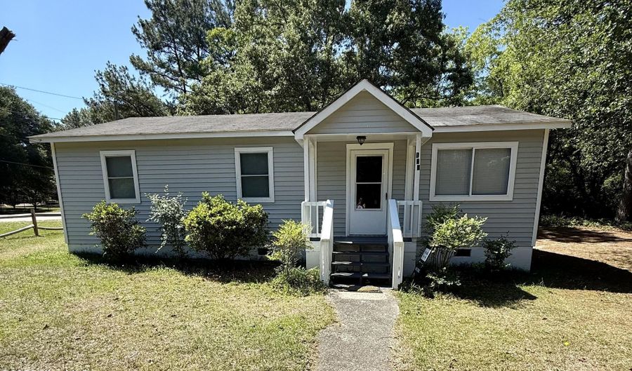 104 James St, Aberdeen, NC 28315 - 3 Beds, 2 Bath