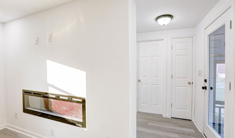 3 CLAYTON Dr, Clayton, DE 19938 - 2 Beds, 2 Bath