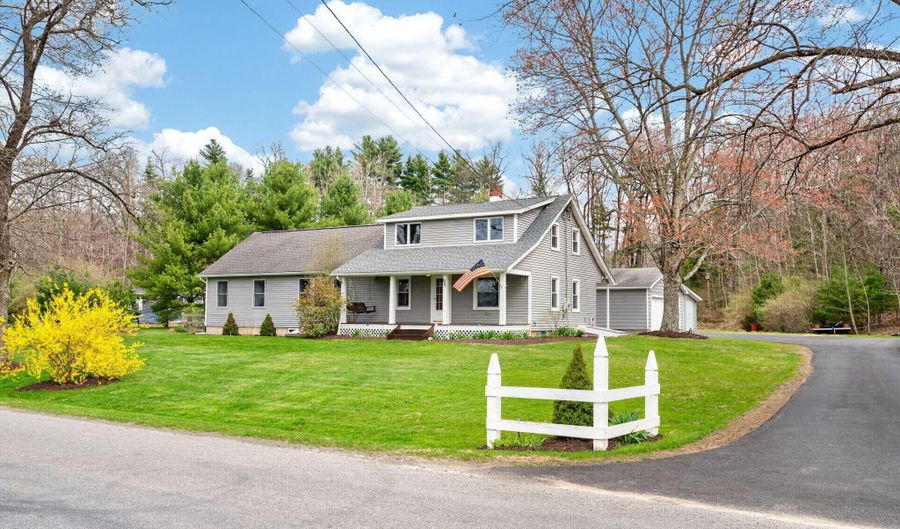 60 Airport Rd, Accord, NY 12404 - 4 Beds, 3 Bath