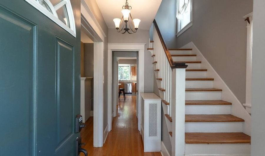 12 Clermont St, Albany, NY 12203 - 3 Beds, 2 Bath