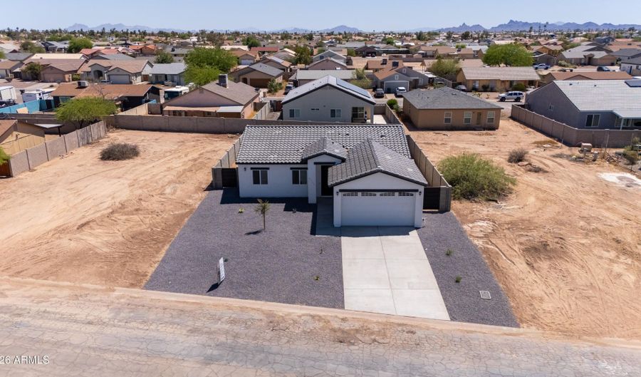 9325 W ONEIDA Dr, Arizona City, AZ 85123 - 4 Beds, 2 Bath
