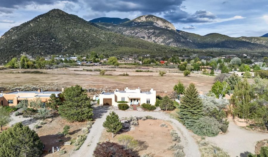 11 Los Altos, Arroyo Seco, NM 87514 - 3 Beds, 2 Bath