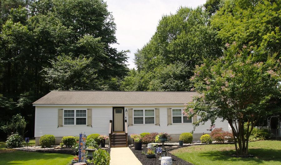 2545 HUNTING QUARTER Rd, Houston, DE 19954 - 3 Beds, 2 Bath