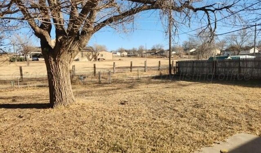 2918 Angelus Dr, Amarillo, TX 79101 - 3 Beds, 15 Bath