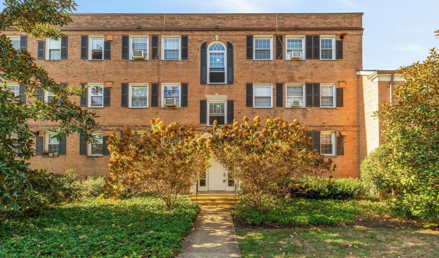 5010 COLUMBIA Pike 6, Arlington, VA 22204 - 1 Beds, 1 Bath