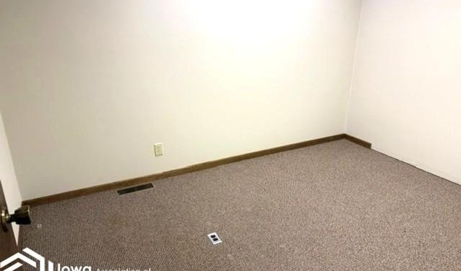 116 N Moore St, Algona, IA 50511 - 0 Beds, 0 Bath
