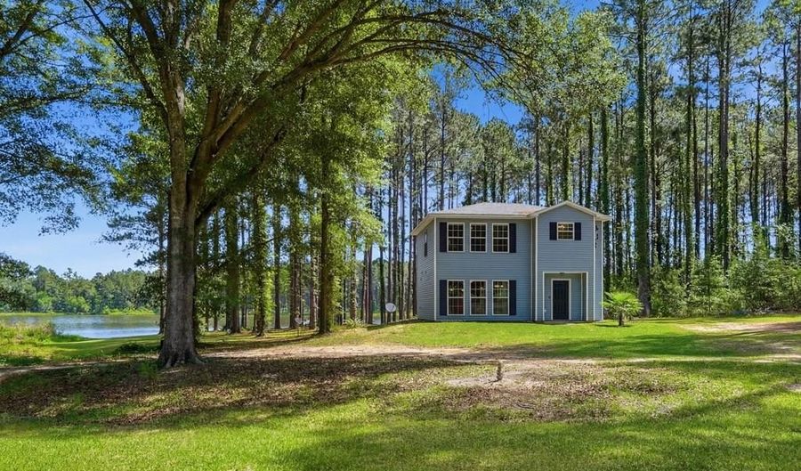 501 Southern Lks, Arabi, GA 31712 - 3 Beds, 2 Bath