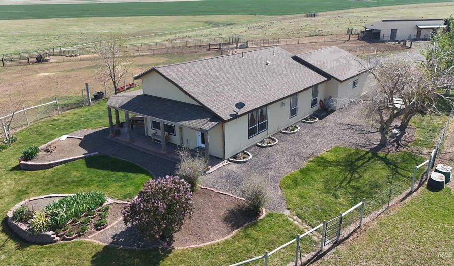 19397 Cloverland, Asotin, WA 99402 - 3 Beds, 2 Bath