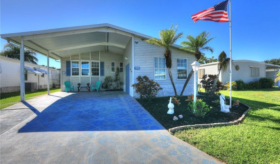 1019 Royal Palm Dr, Barefoot Bay, FL 32976 - 3 Beds, 2 Bath