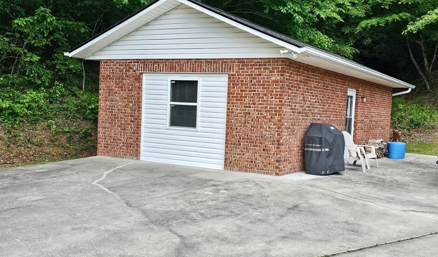 45 Sulpher Ln, Andrews, NC 28901 - 3 Beds, 2 Bath