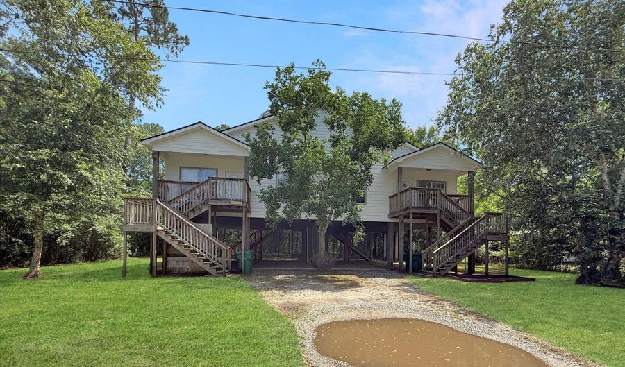 7011-13 W Marion St, Bay St. Louis, MS 39520 - 6 Beds, 4 Bath