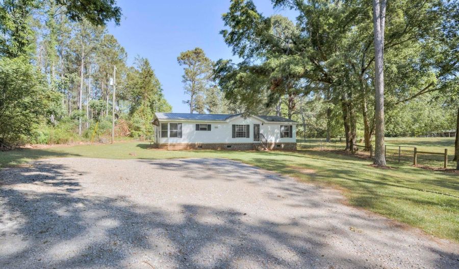 2588 REMSEN Rd, Lincolnton, GA 30817 - 3 Beds, 2 Bath