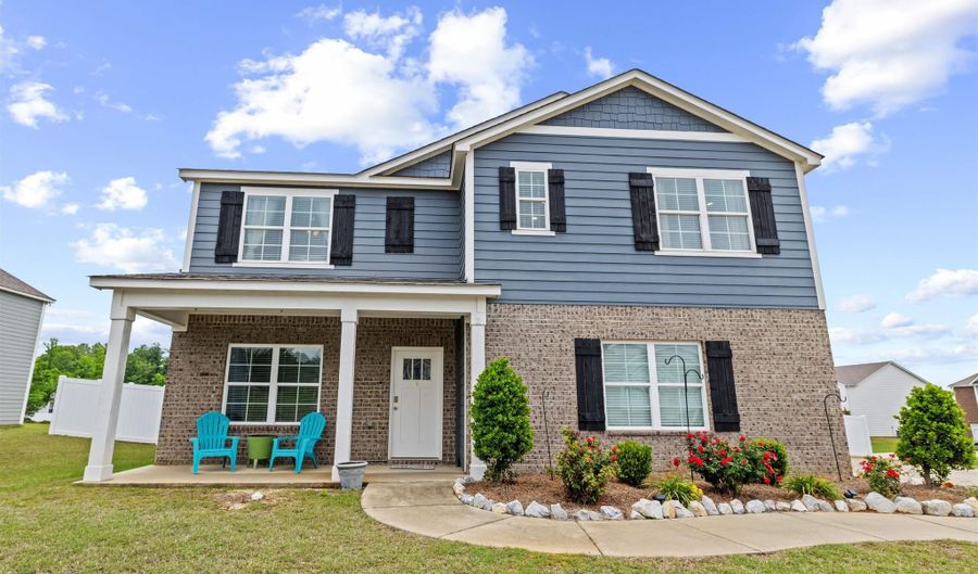 1017 CANVASBACK Way, Alabaster, AL 35007 - 5 Beds, 3 Bath