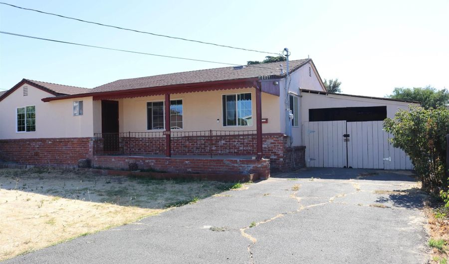 2732 Lincoln Ln, Antioch, CA 94509 - 3 Beds, 2 Bath