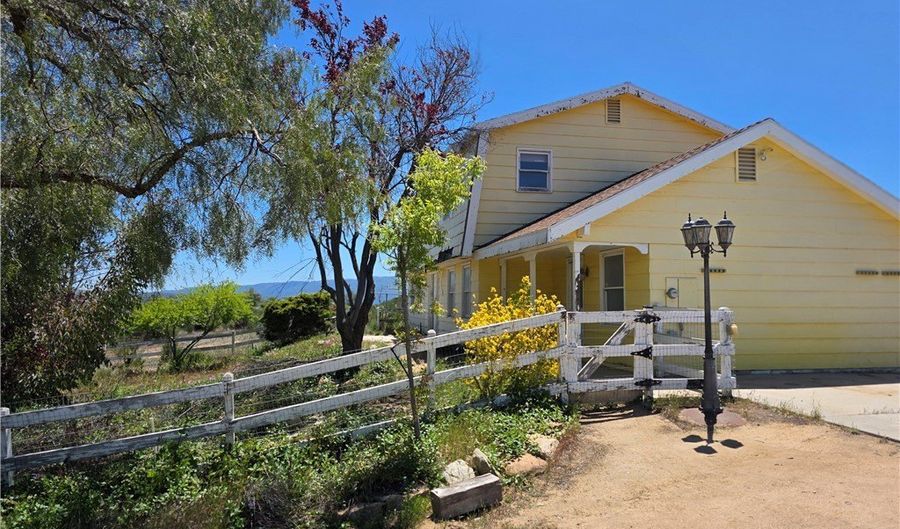 42055 Crazy Horse Canyon Rd, Aguanga, CA 92536 - 4 Beds, 3 Bath