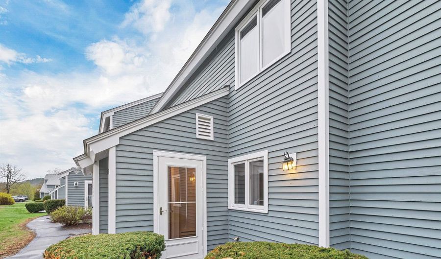 4 Vista Dr 101, Ashland, NH 03217 - 3 Beds, 2 Bath