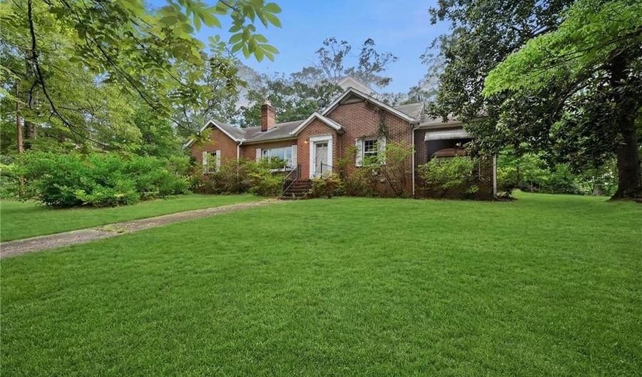 5922 Medlock Ave, Austell, GA 30106 - 3 Beds, 1 Bath
