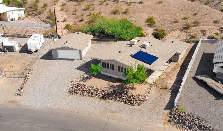 2174 Coronado Dr, Bullhead City, AZ 86442 - 2 Beds, 3 Bath