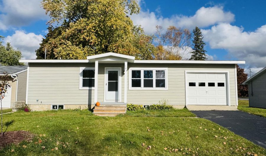 104 Birdie Ln, Alpena, MI 49707 - 2 Beds, 1 Bath