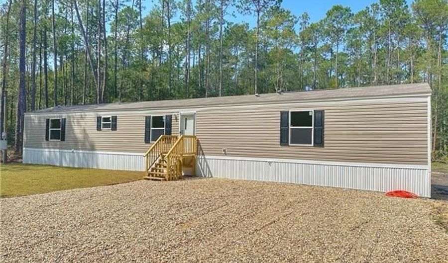 73173 SLICE St, Abita Springs, LA 70420 - 3 Beds, 2 Bath