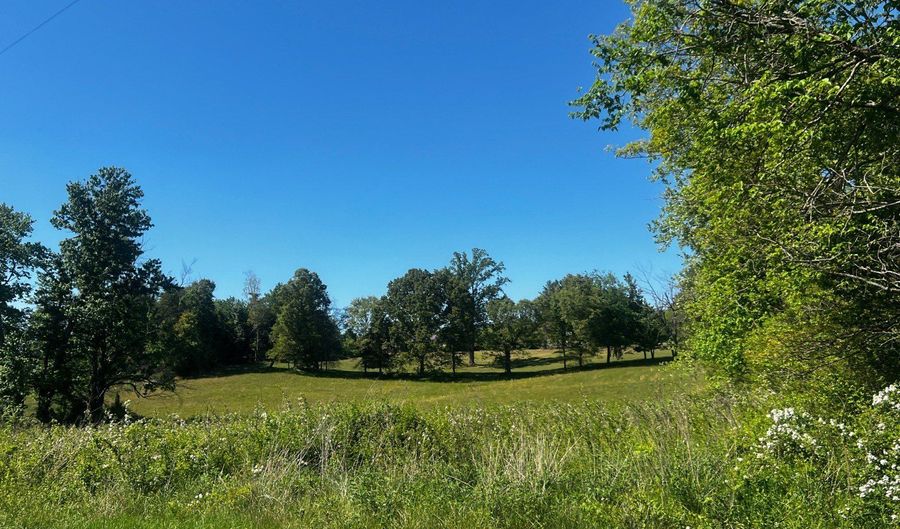 1572 Haddix Rd, Albany, KY 42602 - 3 Beds, 3 Bath