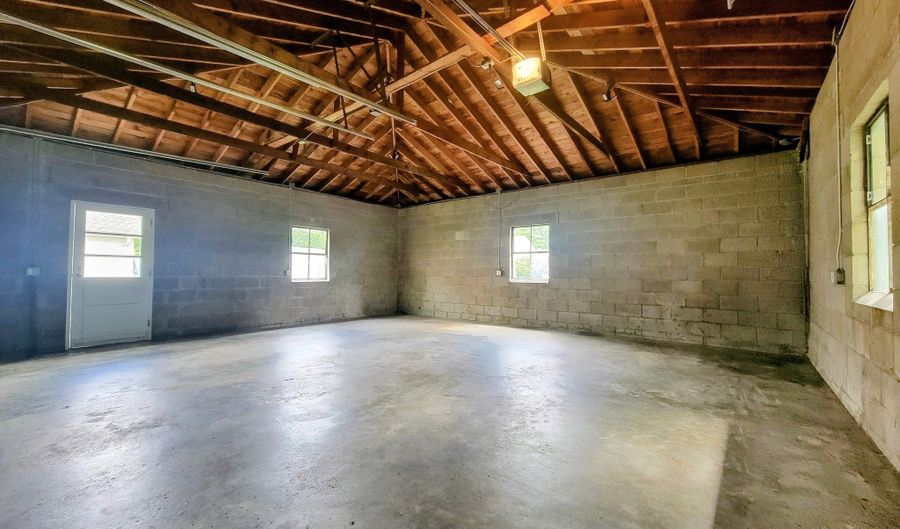 331 N 14th Ave, Beech Grove, IN 46107 - 3 Beds, 1 Bath