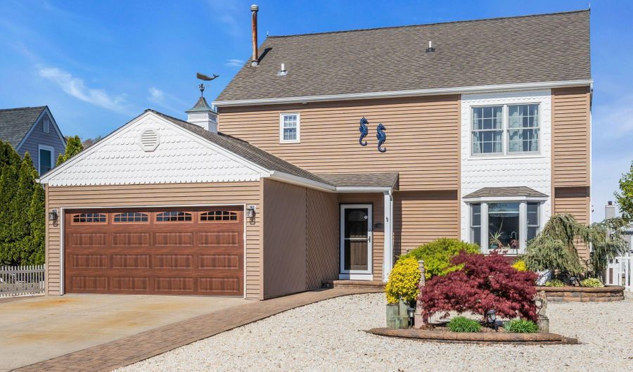 74 Ocean Gate Ave, Bayville, NJ 08721 - 4 Beds, 3 Bath