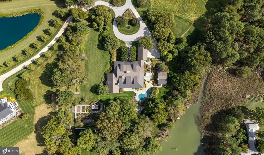 7508 COOPER POINT Rd, Bozman, MD 21612 - 6 Beds, 8 Bath