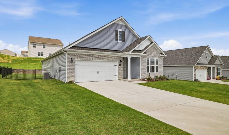 607 Pine Dune Ln, Aberdeen, NC 28315 - 3 Beds, 2 Bath