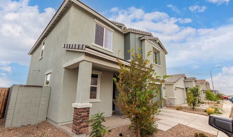 2695 E HOUSTON Ave, Apache Junction, AZ 85119 - 4 Beds, 3 Bath
