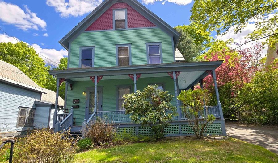 110 Washington St, Brattleboro, VT 05301 - 5 Beds, 3 Bath