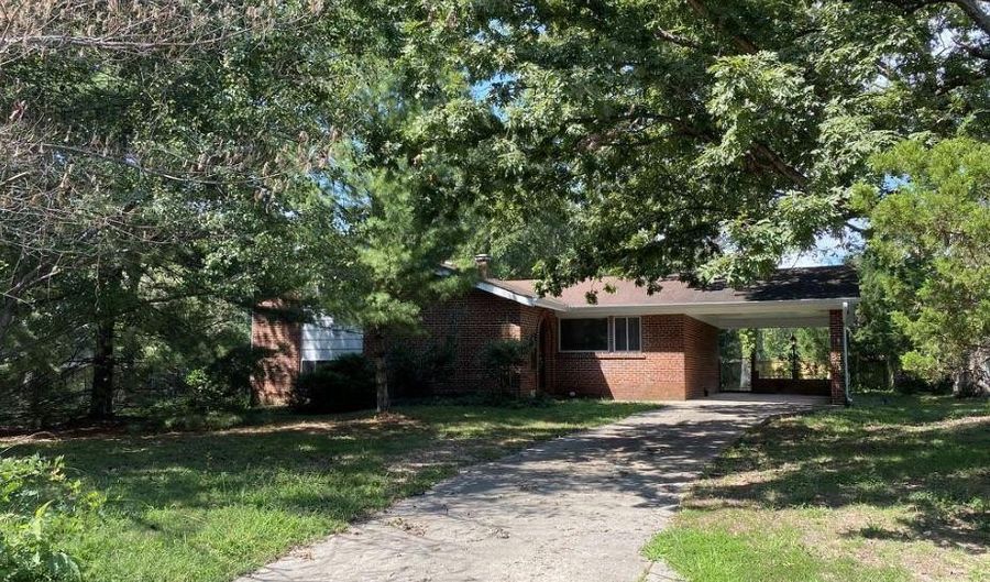 3806 SULGRAVE Dr, Alexandria, VA 22309 - 3 Beds, 2 Bath