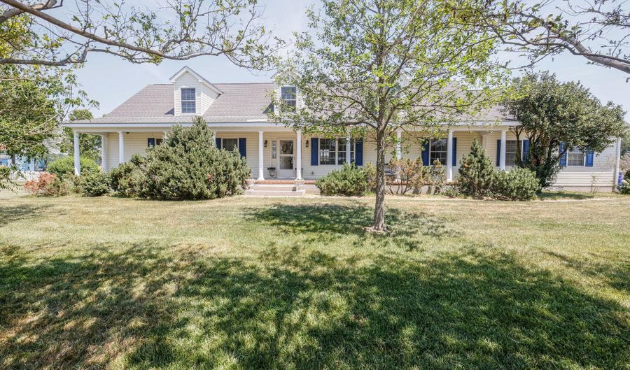 3882 BURRSVILLE Rd, Harrington, DE 19952 - 3 Beds, 2 Bath