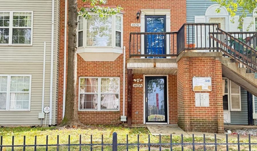 4631 MINNESOTA Ave NE, Washington, DC 20019 - 3 Beds, 2 Bath