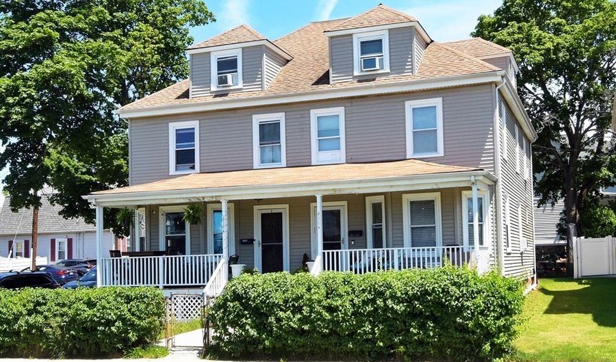 435 Cabot St B, Beverly, MA 01915 - 3 Beds, 2 Bath