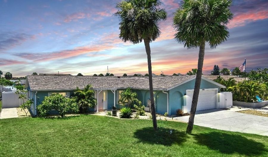 1004 SAGO PALM Way, Apollo Beach, FL 33572 - 4 Beds, 2 Bath