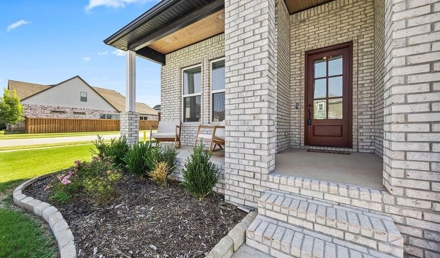 3601 SW Daybreak Blvd, Bentonville, AR 72713 - 4 Beds, 4 Bath