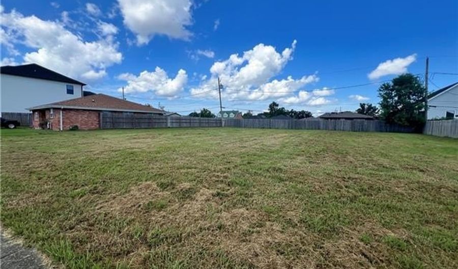 321 LLAMA Dr, Arabi, LA 70032 - 0 Beds, 0 Bath