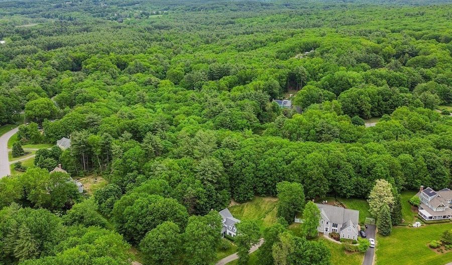 199 Fox Run Rd, Bolton, MA 01740 - 4 Beds, 3 Bath