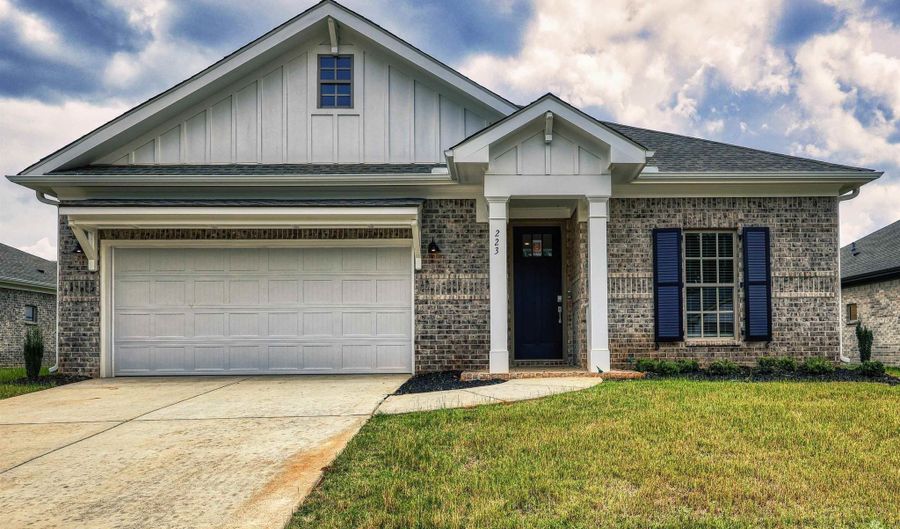 12420 Bartow Ln, Athens, AL 35613 - 4 Beds, 2 Bath
