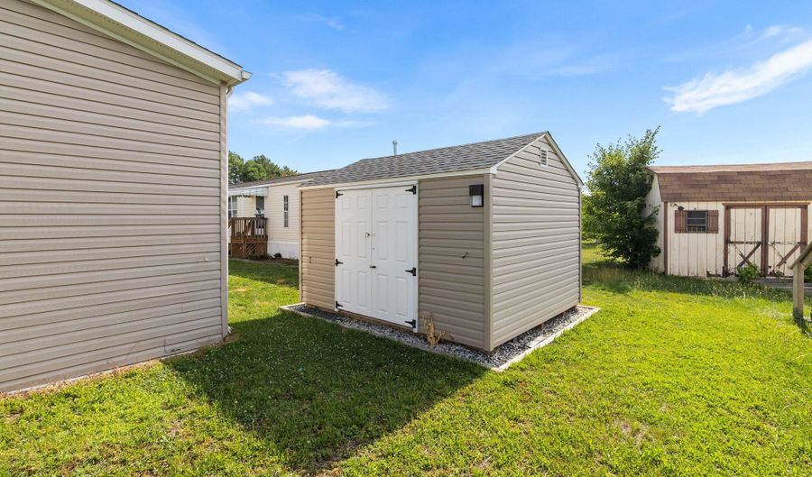 1733 BARBARA Cir, Bear, DE 19701 - 4 Beds, 2 Bath
